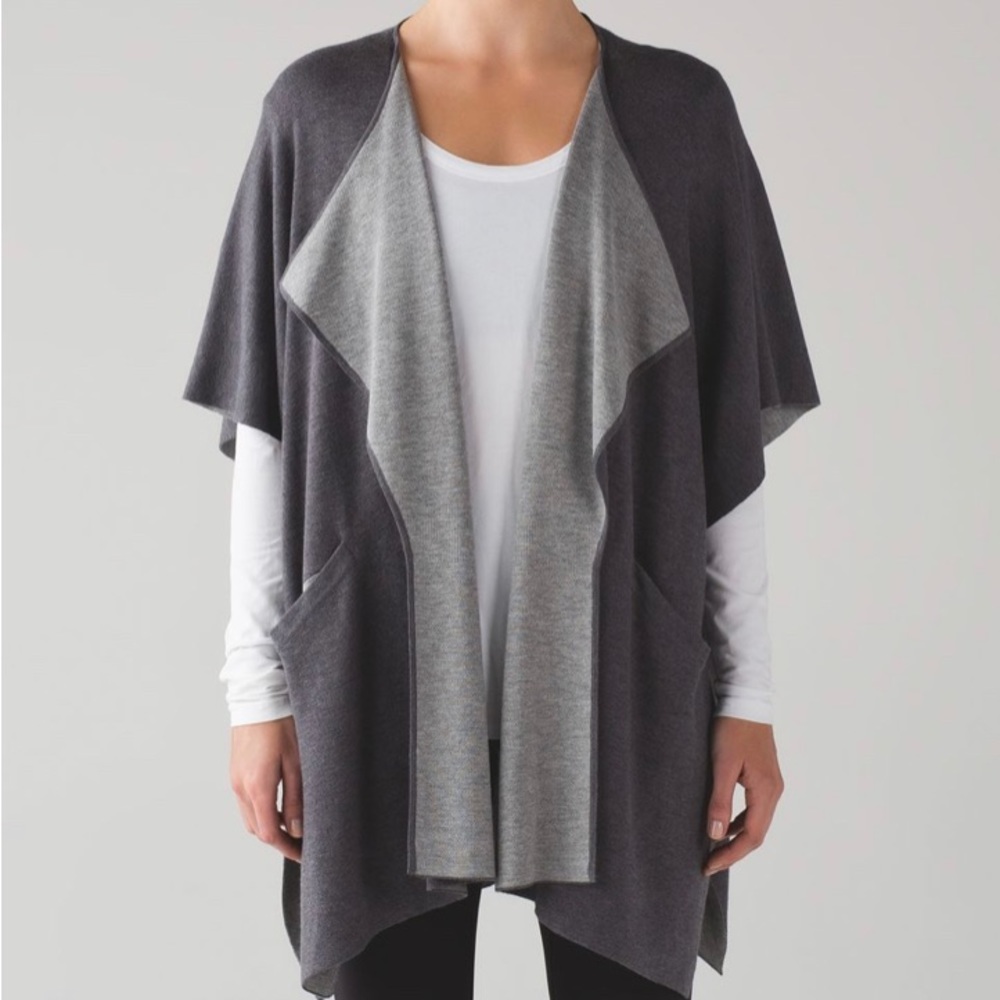 Lululemon After Asana Wrap - one size - light & dark grey